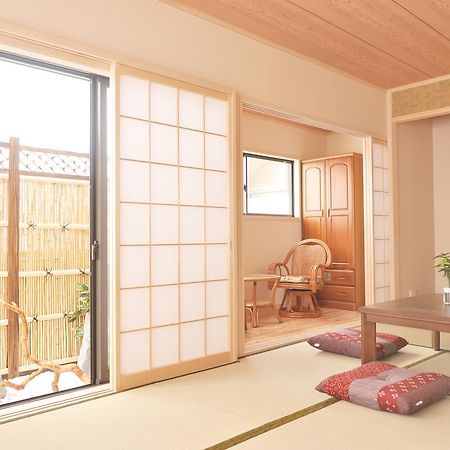 Osakajo Villa Bagian luar foto