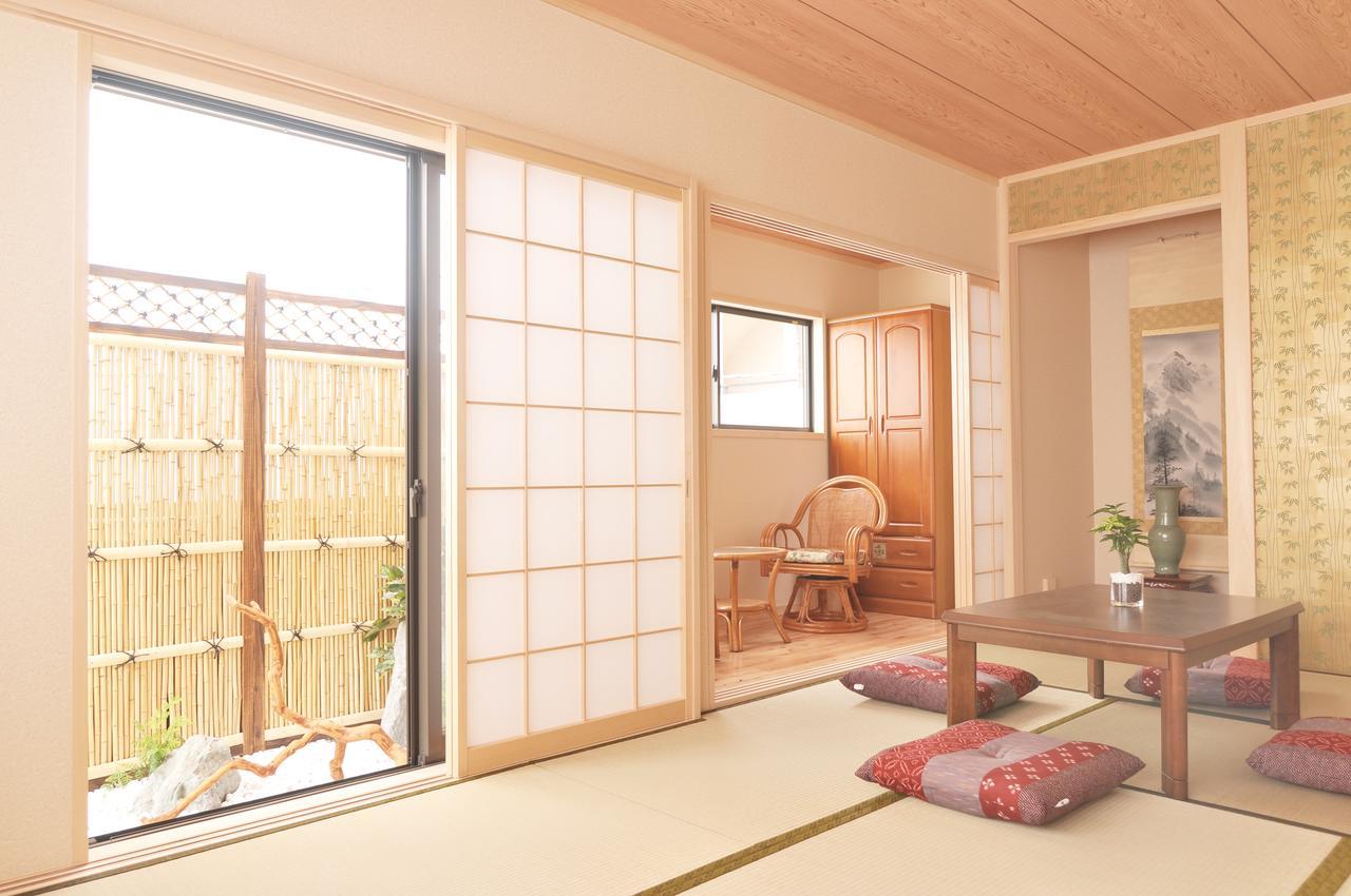 Osakajo Villa Bagian luar foto